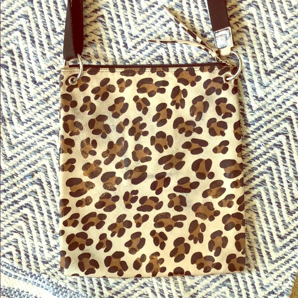 Maurizio Taiuti Leopard Print Crossbody EUC